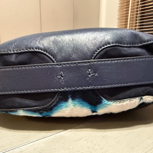 Tory Burch (medium) Tie-Dye Blue Boho Leather shoulder bag - Picture 5 of 9